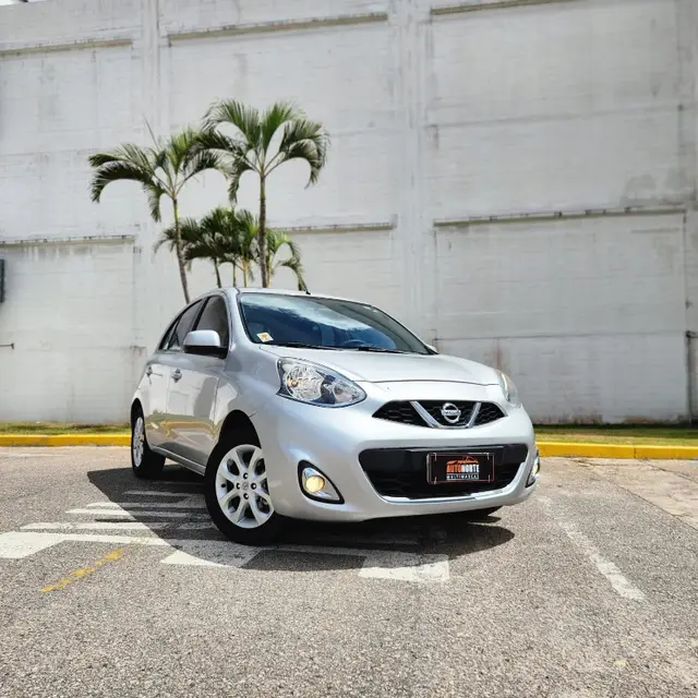 Carro Nissan March 2015 1.0 12V SV (Flex)