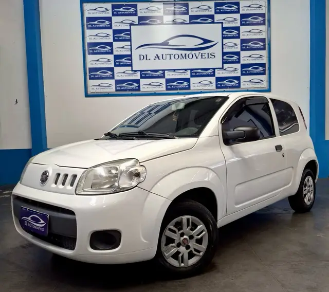 Carro Fiat Uno 2014 Vivace 1.0 8V (Flex) 2p