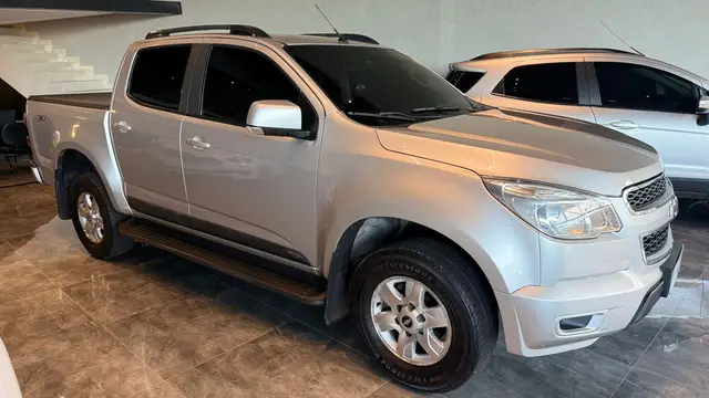 Carro Chevrolet S10 Cabine Dupla 2015 S10 2.8 CTDI LT 4WD (Cabine Dupla)