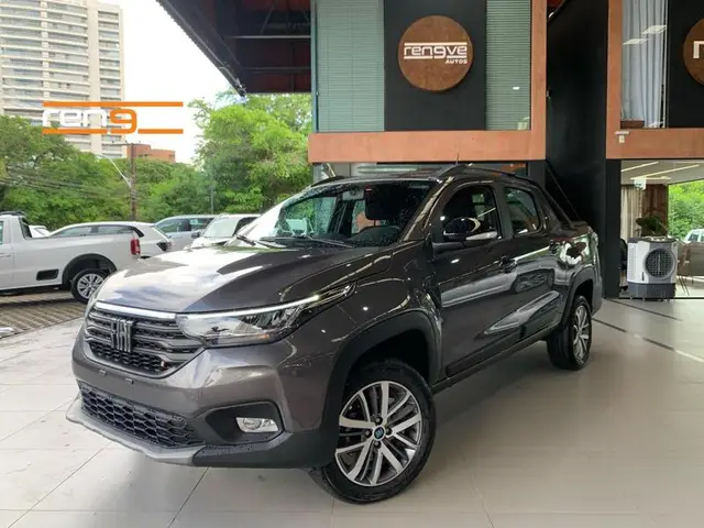 Carro Fiat Strada 2025 Volcano 1.3