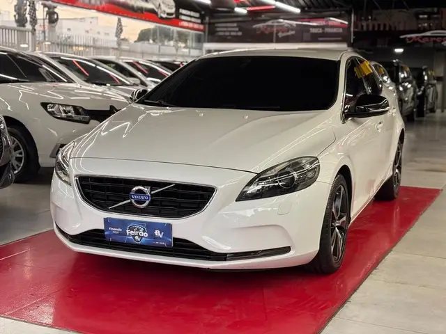 Carro Volvo V40 2015 2.0 T4 Comfort