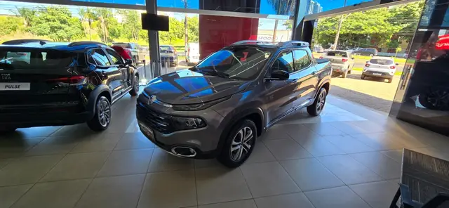 Carro Fiat Toro 2018 Volcano 2.0 diesel AT9 4x4