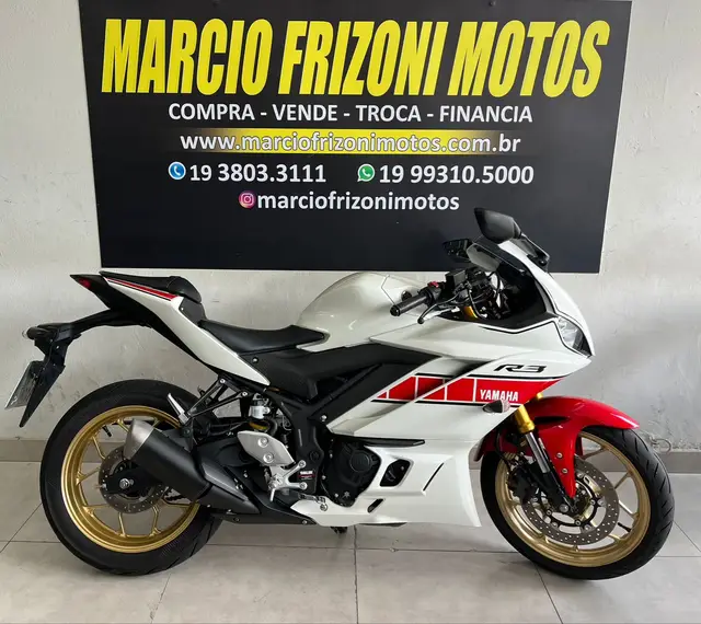Carro Yamaha YZF R3 2023 World GP 60th Anniversary Edition