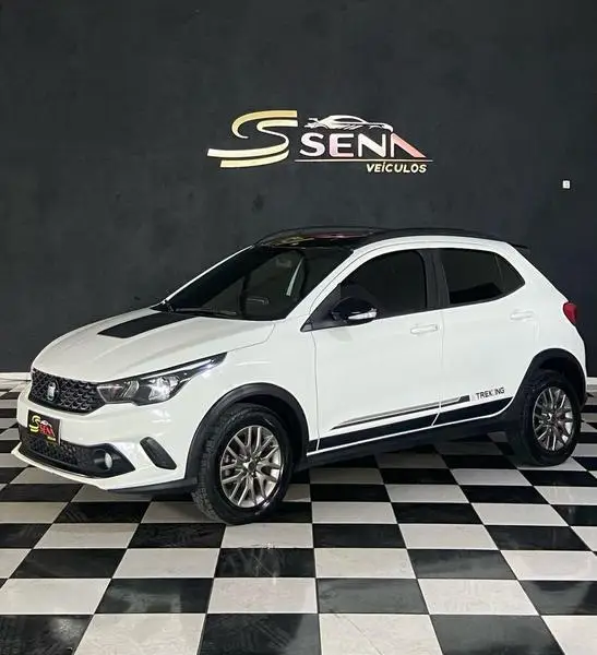 Carro Fiat Argo 2020 1.3 Trekking (Flex)