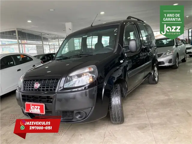 Carro Fiat Doblò 2018 Essence 1.8 7L (Flex)
