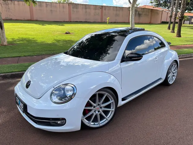 Carro Volkswagen Fusca 2015 2.0 TSi DSG