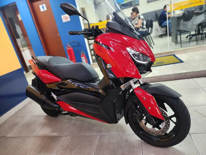 Yamaha XMax ABS
