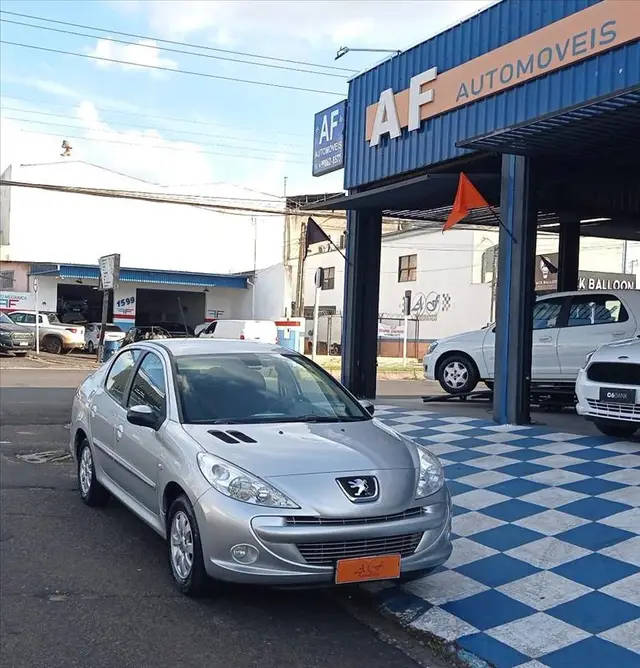Carro Peugeot 207 Sedan 2012 207 Passion XR 1.4 8V (flex)