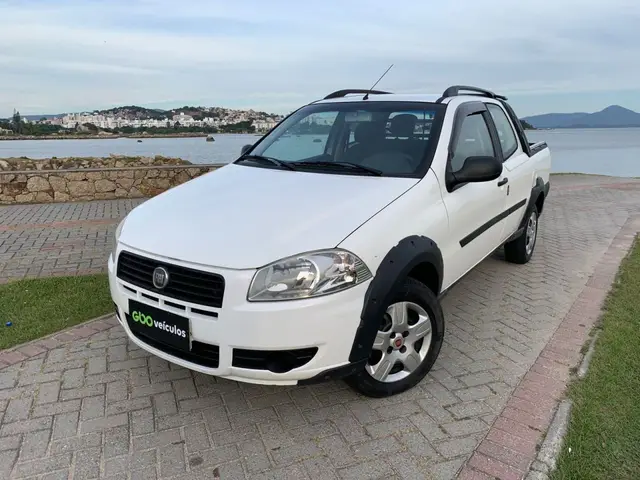 Carro Fiat Strada 2013 Working 1.4 (Flex) (Cabine Dupla)