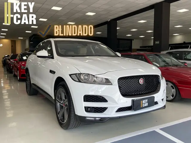 Carro Jaguar F-Pace 2017 2.0D Prestige 4WD