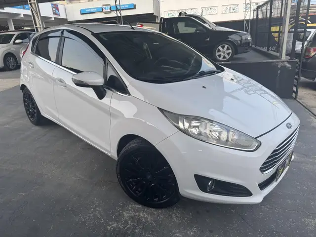 Carro Ford New Fiesta Hatch 2014 New Fiesta Titanium 1.6 16V PowerShift