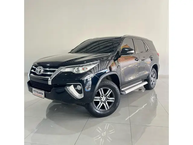 Carro Toyota SW4 2017 2.7 SR 5L 4x2 (Aut) (Flex)