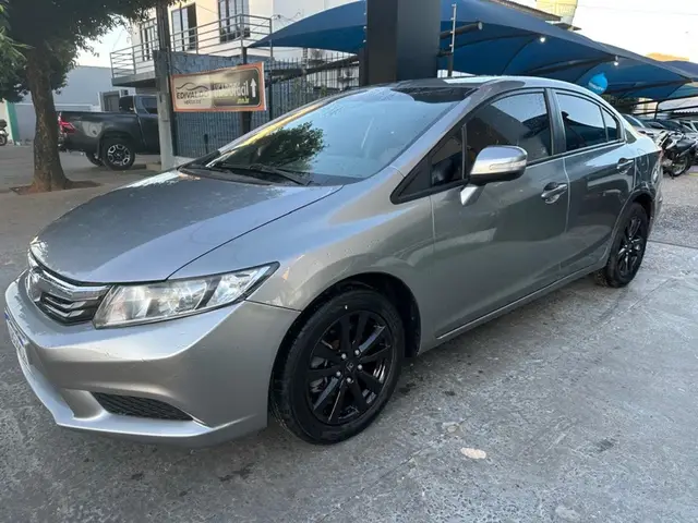 Carro Honda Civic 2013 New  LXL 1.8 16V i-VTEC (Flex)