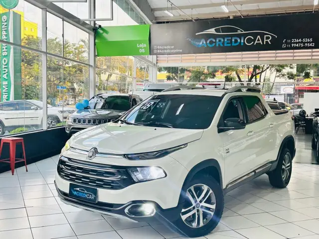Carro Fiat Toro 2018 Volcano 2.0 diesel AT9 4x4