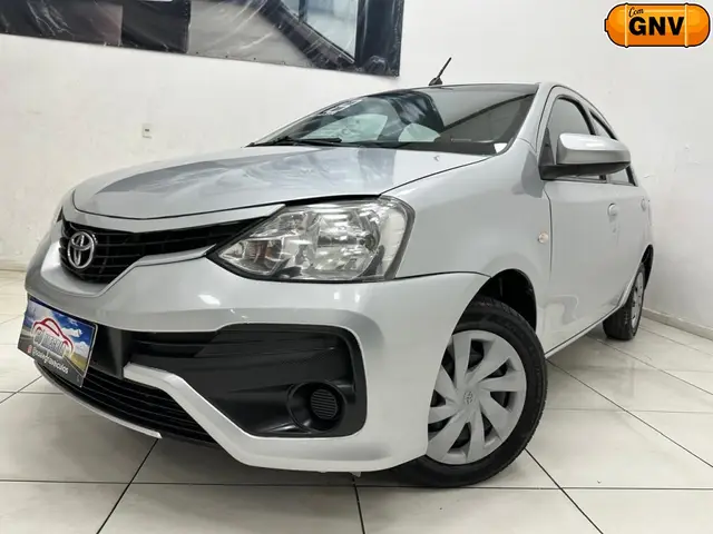Carro Toyota Etios Sedan 2018 XS 1.5 (Aut) (Flex)