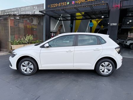Polo Track 1.0 Flex 12V 5p