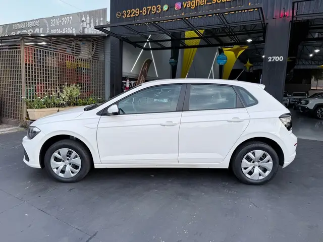 Carro Volkswagen Polo 2024 Track 1.0 Flex 12V 5p