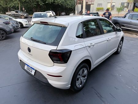 Polo Track 1.0 Flex 12V 5p