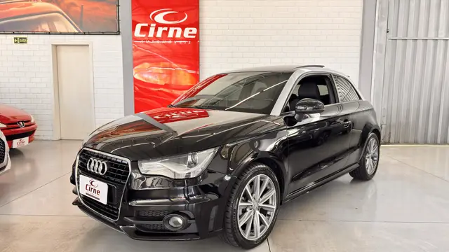 Carro Audi A1 2013 1.4 TFSI Attraction S Tronic