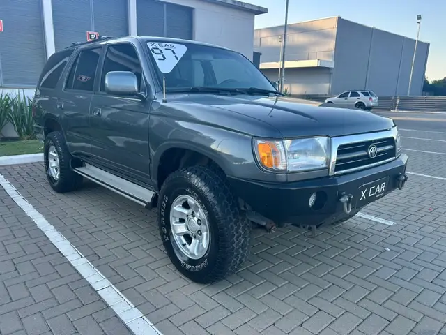 Carro Toyota Hilux SW4 1997 4x4 3.0 Turbo