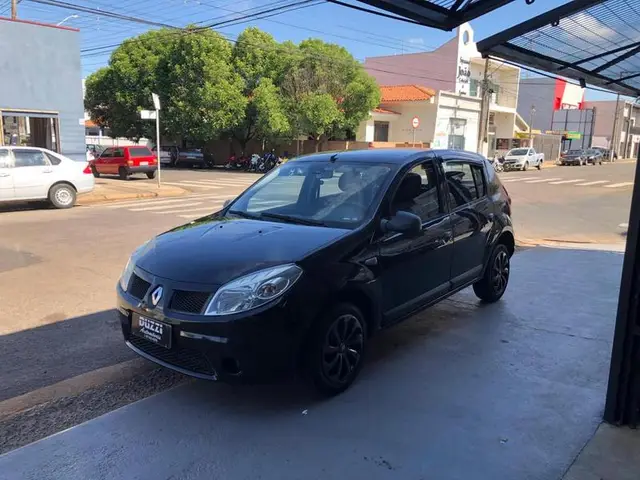 Carro Renault Sandero 2010 Authentique 1.0