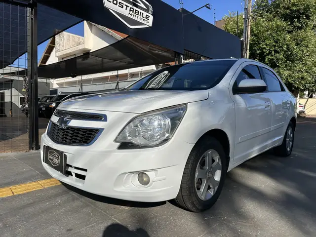 Carro Chevrolet Cobalt 2014 LTZ 1.4 8V (Flex)