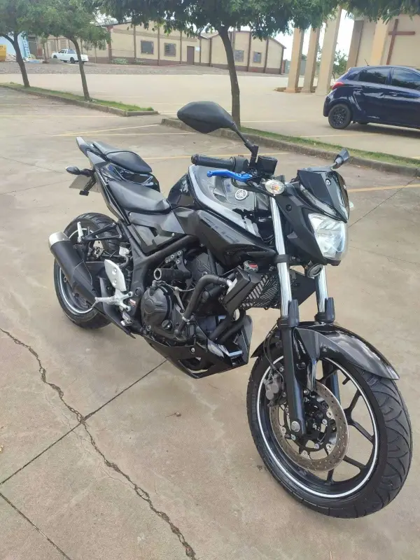 Carro Yamaha MT-03 2020 ABS