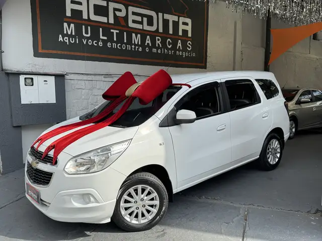 Carro Chevrolet Spin 2013 LT 5S 1.8 (Aut) (Flex)