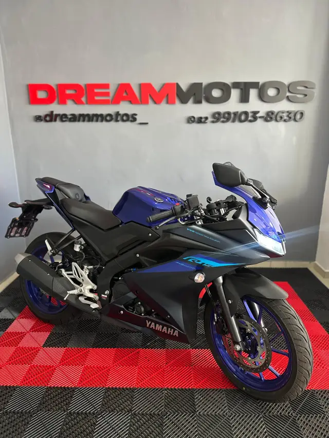 Carro Yamaha YZF R15 2025 ABS