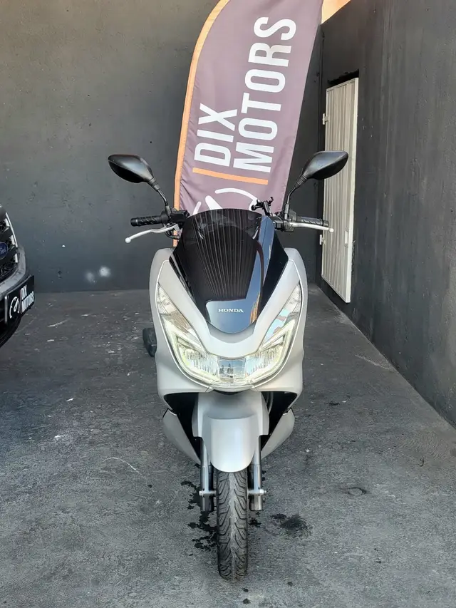 Carro Honda PCX 150 2018 DLX