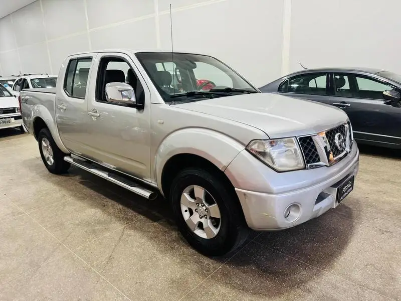 Nissan Frontier SEL 4x4 2.5 16V (cab. dupla)