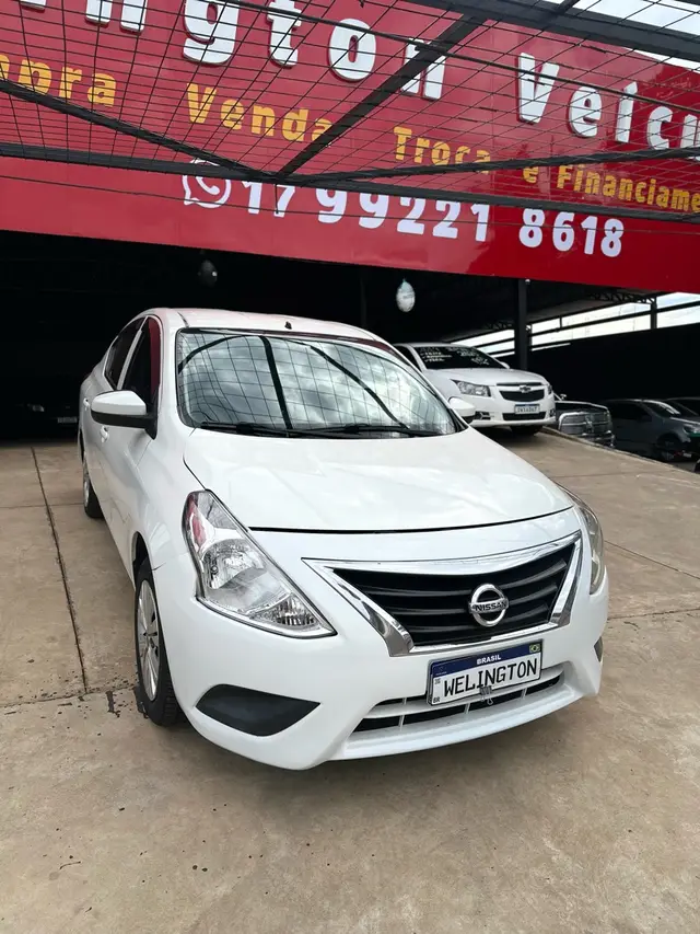 Carro Nissan Versa 2018 1.6 16V SV FlexStart CVT (Flex)
