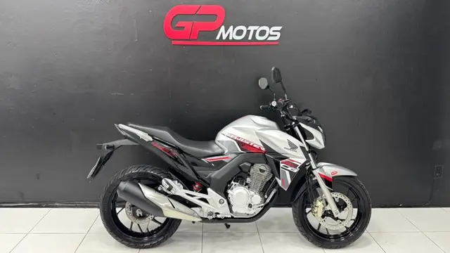 Moto Honda CB 250F Twister 2021 (CBS)