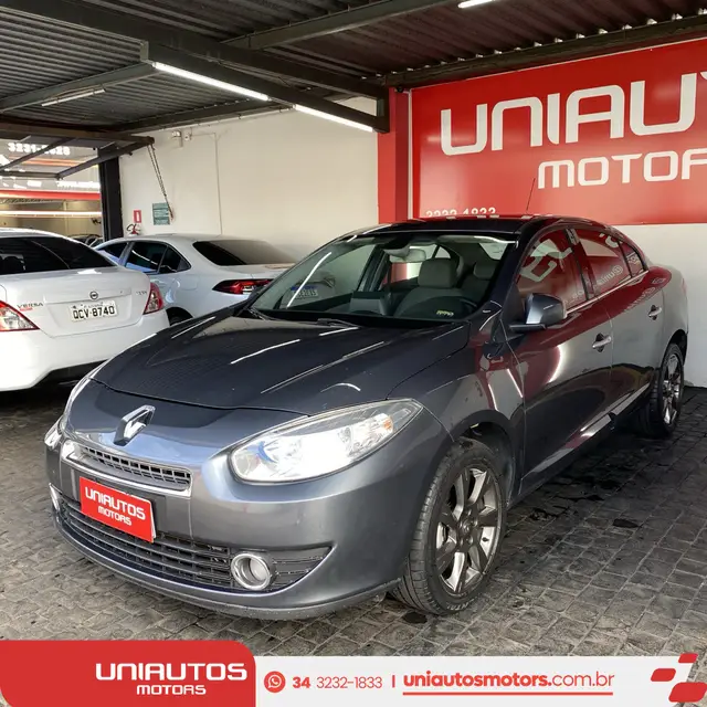 Carro Renault Fluence 2011 2.0 16V Privilege (Aut) (Flex)