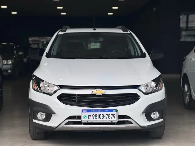 Carro Chevrolet Onix 2018 1.4 Activ SPE/4 (Aut)