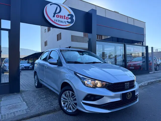 Carro Fiat Cronos 2023 Drive 1.0 (Flex) MT