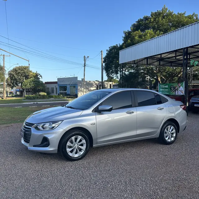 Carro Chevrolet Onix Plus 2020 1.0 LTZ Turbo Flex (Aut)
