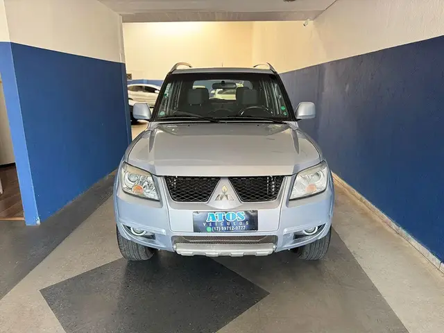 Carro Mitsubishi Pajero TR4 2010 2.0 16V (flex)