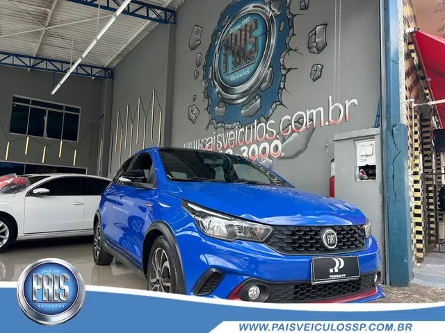 Carro Fiat Argo 2018 HGT 1.8 E.Torq (Flex)
