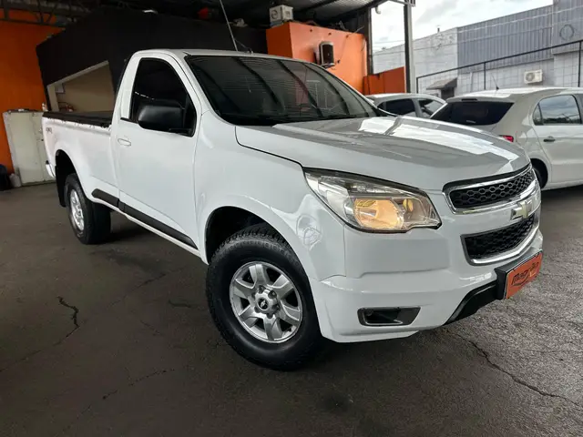 Carro Chevrolet S10 Cabine Simples 2013 S10 2.8 CTDi Cabine Simples LS 4WD