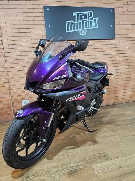 Carro Yamaha YZF R3 2024 ABS