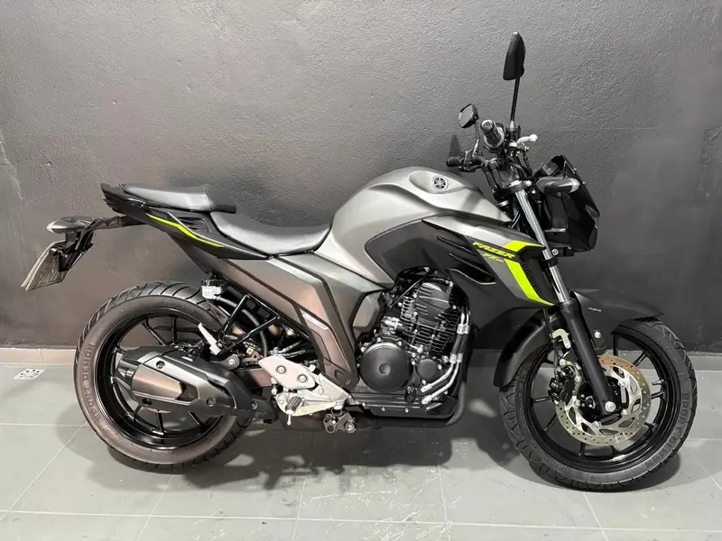 Yamaha Fazer FZ25 Flex