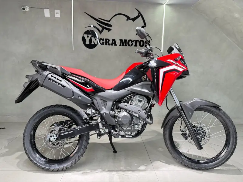 Honda XRE Sahara 300 Rally