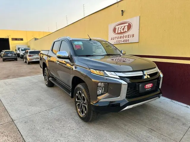 Carro Mitsubishi L200 Triton Sport 2024 HPE-S 2.4