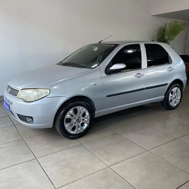 Carro Fiat Palio 2004 ELX 1.3 8V (Flex)