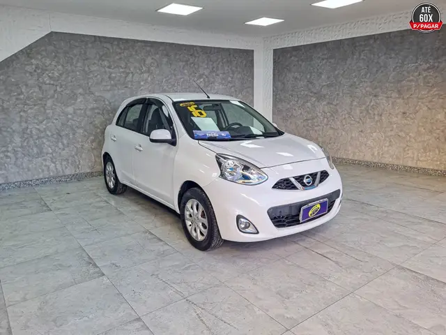 Carro Nissan March 2016 1.6 16V SV (Flex)