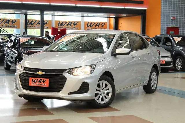 Carro Chevrolet Onix 2023 LT 1.0