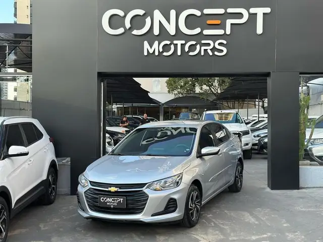 Carro Chevrolet Onix Plus 2023 LT 1.0