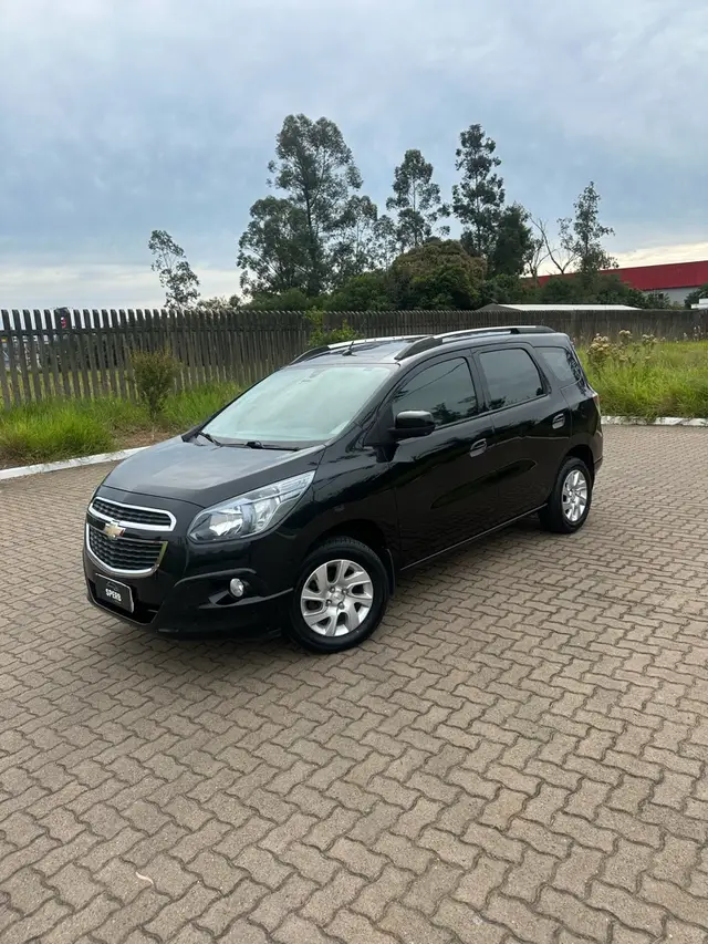 Carro Chevrolet Spin 2015 LTZ 7S 1.8 (Flex)