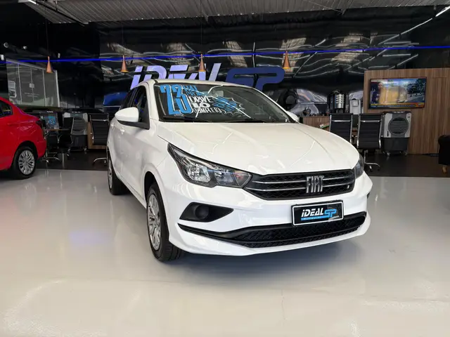 Carro Fiat Cronos 2023 Drive 1.0 (Flex) MT